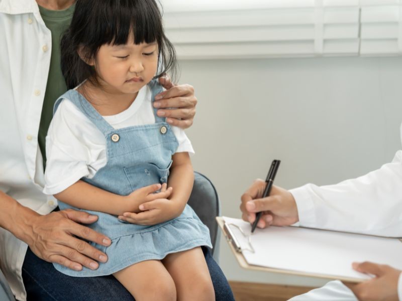 Refluxo ou Gastrite? Saiba Identificar os Sinais e quando Procurar um Gastro